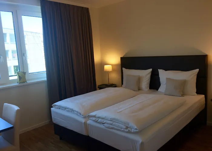 Stay! Boardinghouse Hotel 3*