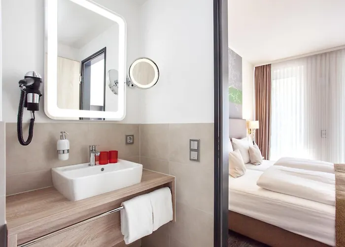 Hotel Stay! Boardinghouse